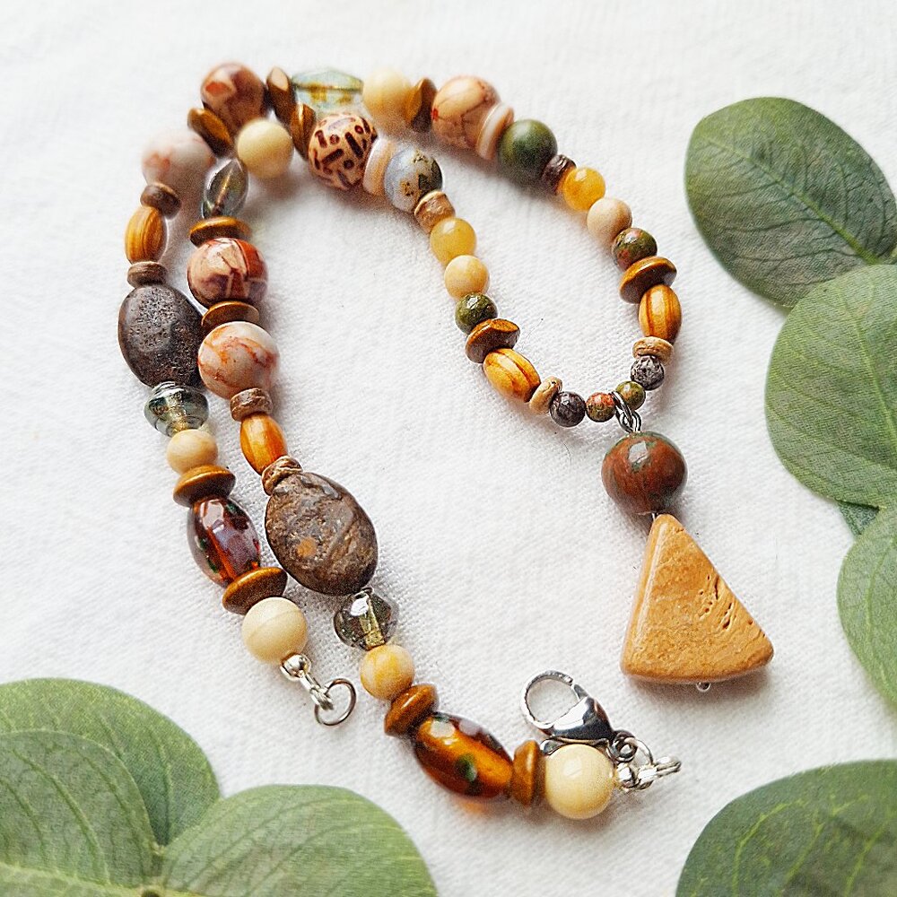 Goblincore Gemstone Beaded Necklace, Woodland Hippie Pendant Necklace, Bohemian